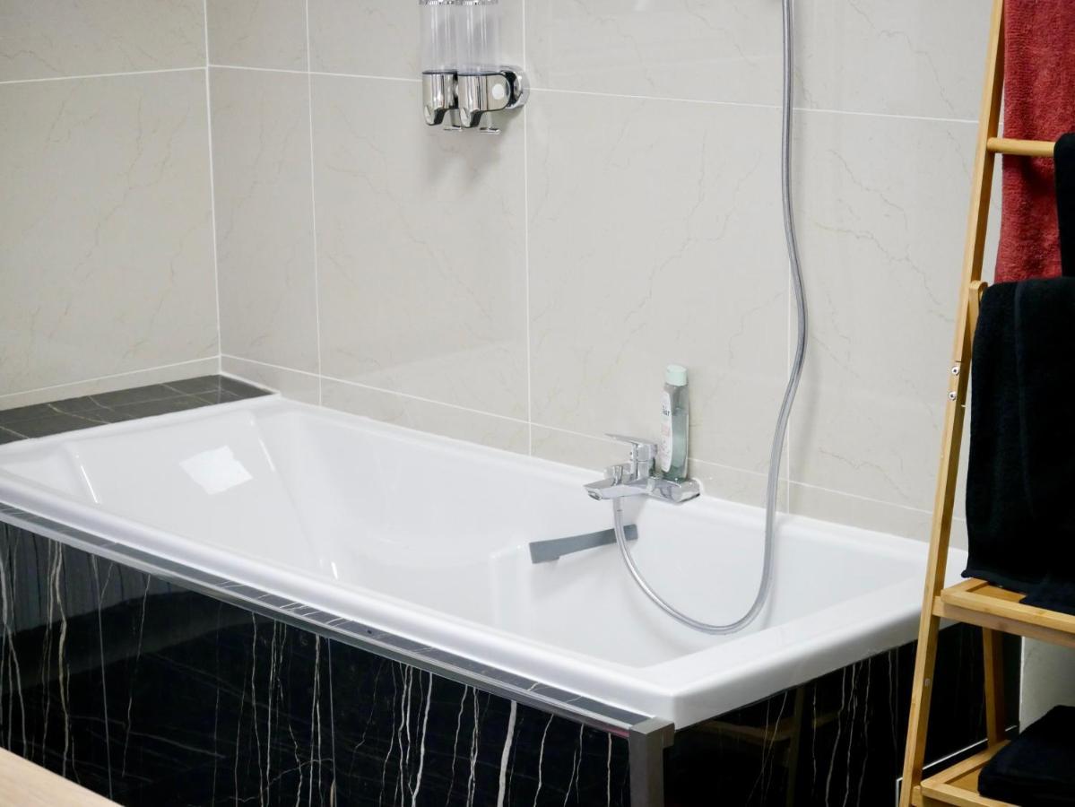 Le Nid Douillet De Sarreguemines Appartement Buitenkant foto